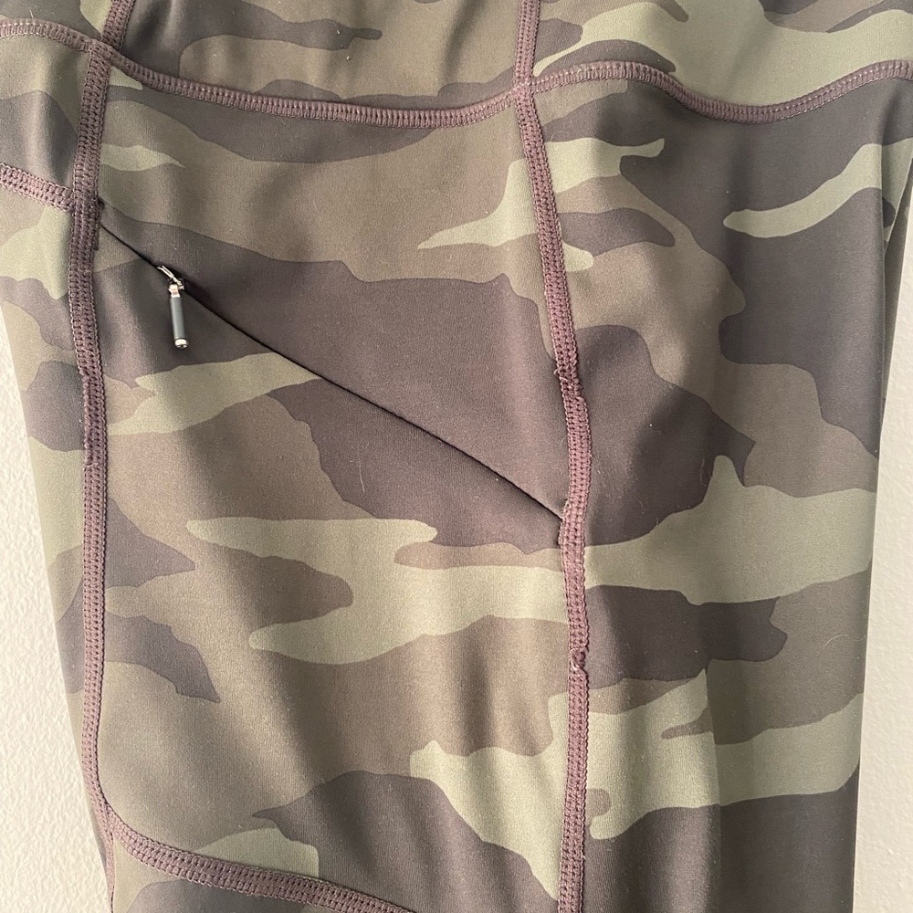 Athleta Exercise Pants - image 3